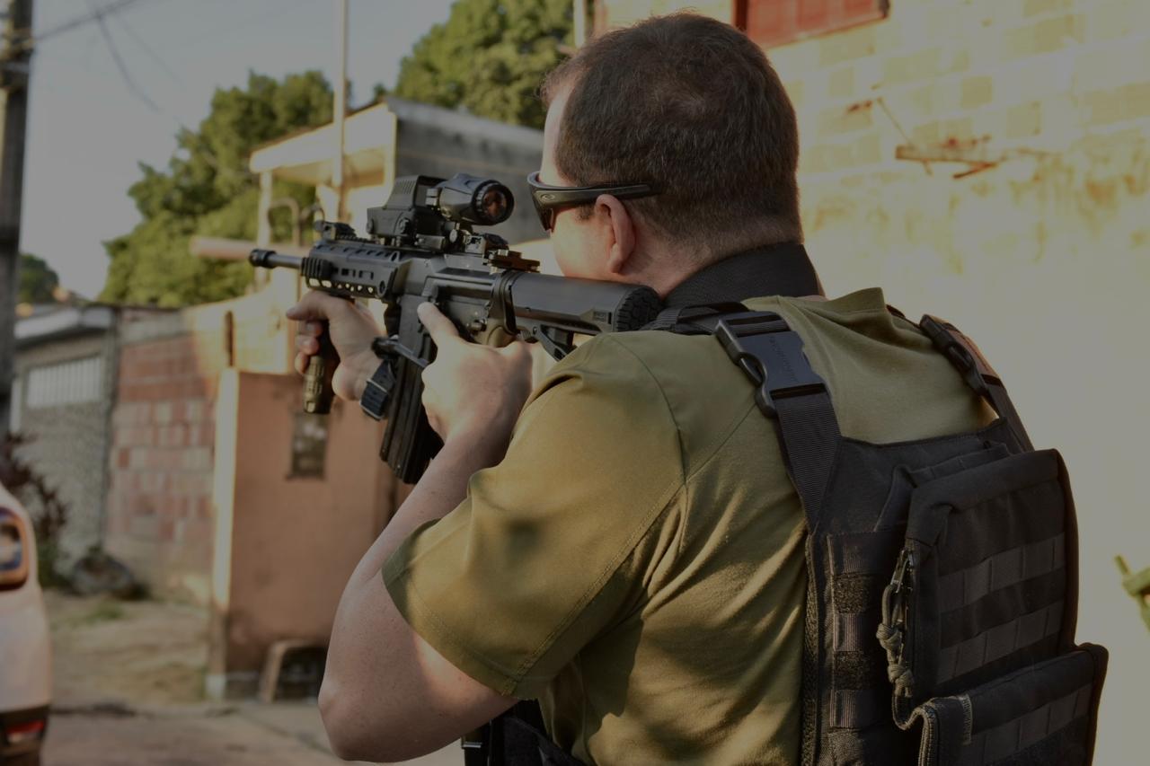 “Esses números demonstram a forte atuação da Polícia Civil no combate à criminalidade. A grande quantidade de drogas apreendidas evidencia o comprometimento e a eficácia das forças policiais no combate ao tráfico de drogas. O Governo do Estado tem dado todo o suporte à Polícia Civil com investimentos significativos, visando fortalecer a segurança pública e combater firmemente o crime organizado”