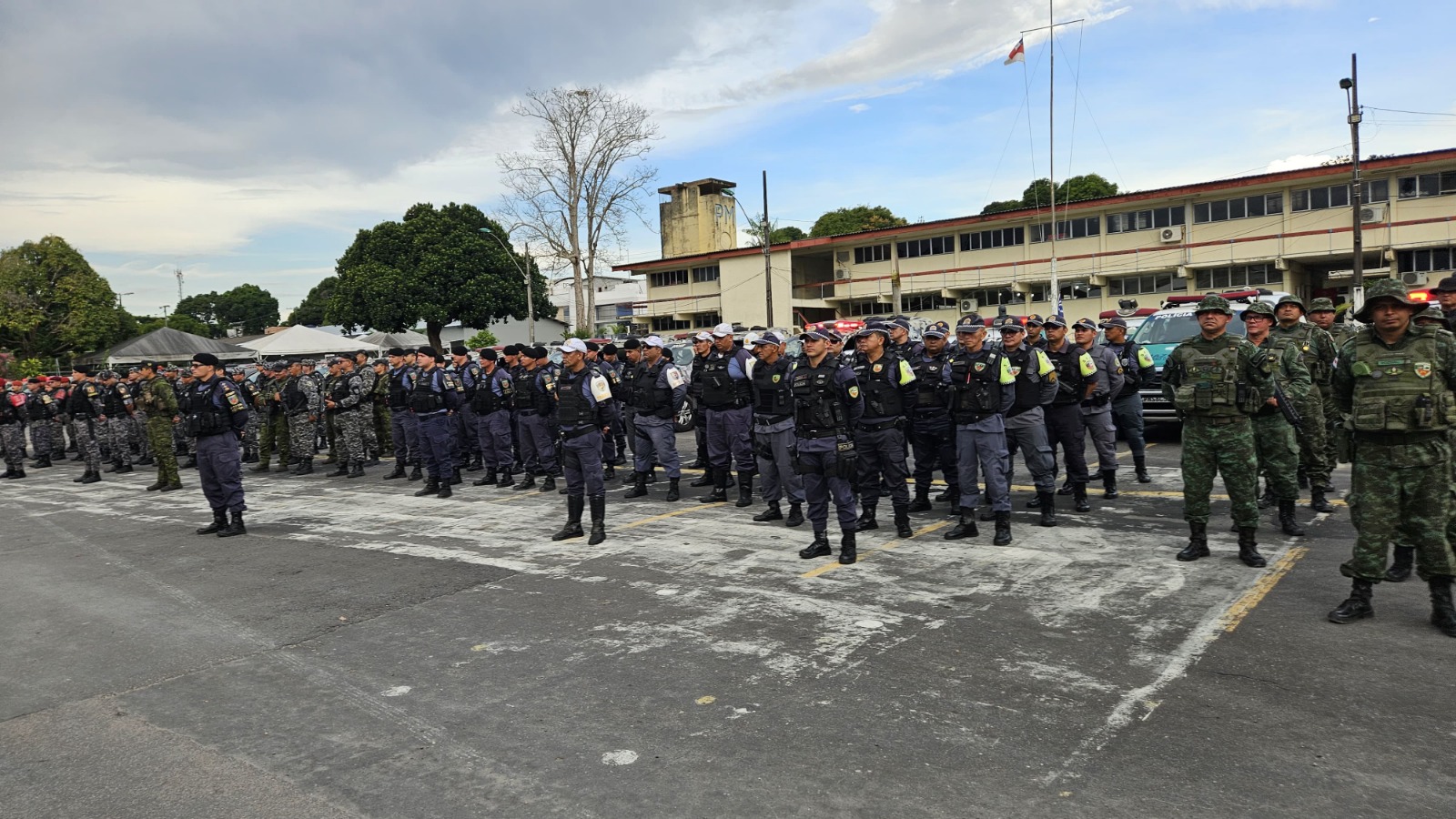 Operação Presença: Polícia Militar do Amazonas apreende 26 armas e recaptura foragidos da Justiça durante fim de semana
