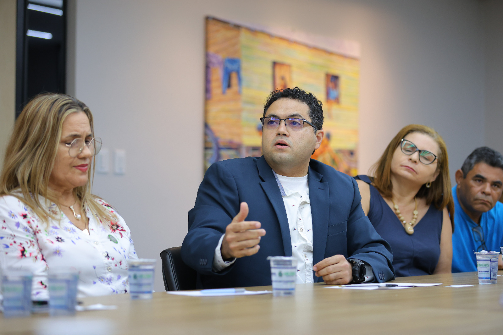 Trabalhadores da saúde aprovam reajuste salarial e ampliação de benefício vale-alimentação anunciados pelo Governo do Amazonas