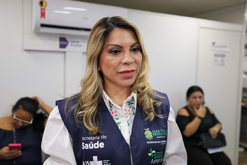 “Graças a Deus apareceu a carreta da saúde”, diz morador da zona leste atendido pela unidade móvel do Governo do Amazonas