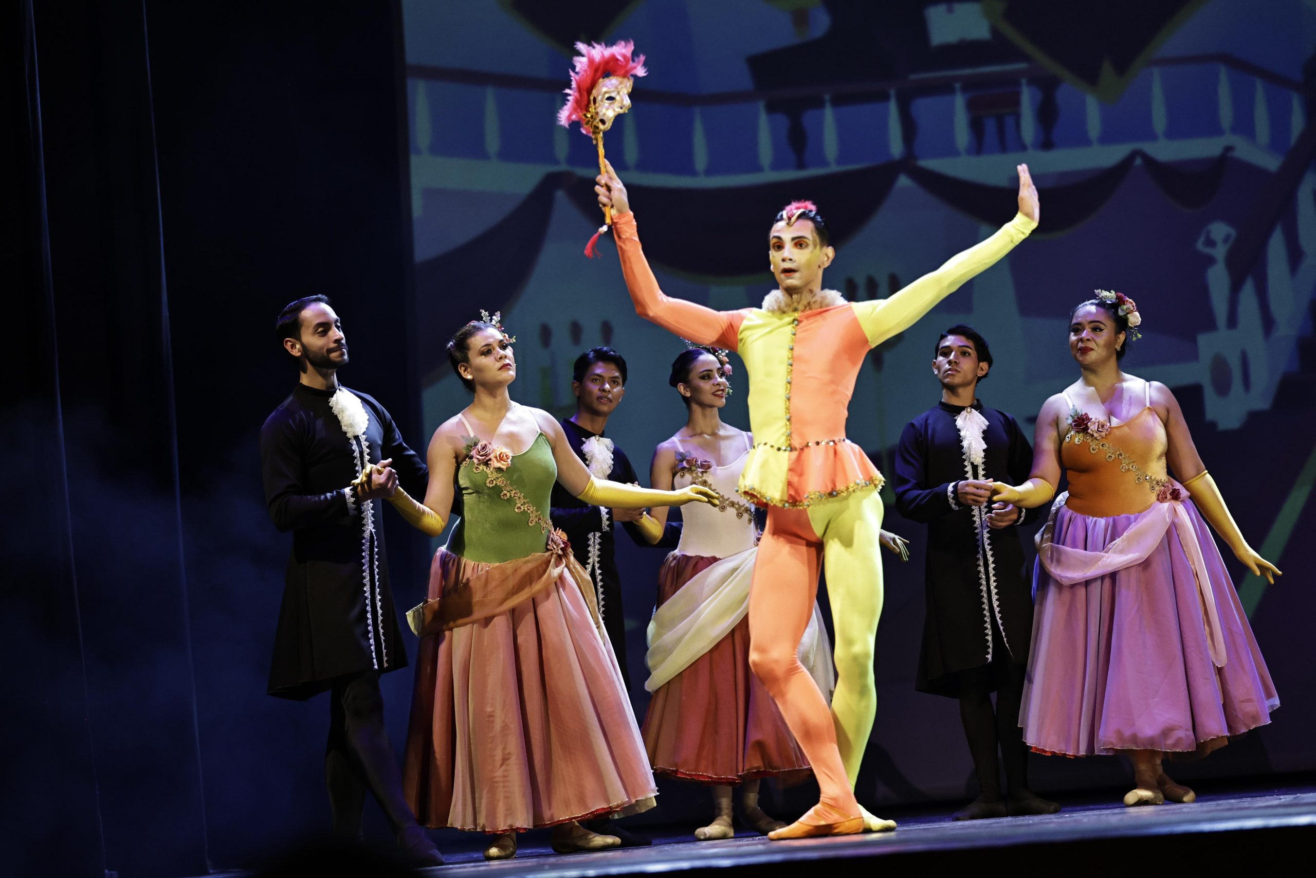 Montagem de 'Cinderela' com a Amazonas Filarmônica estreia no Teatro Amazonas com sucesso de público