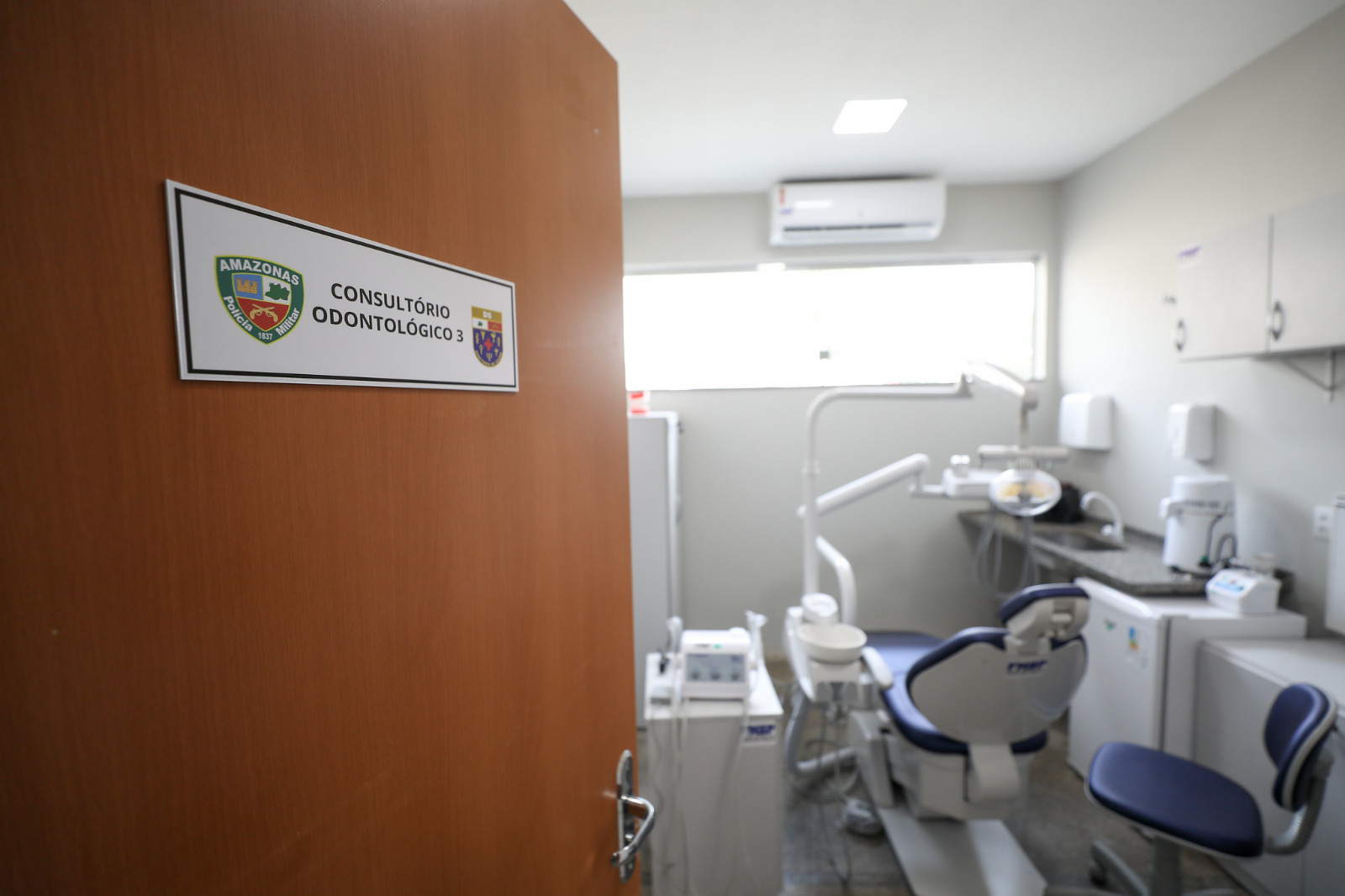 Wilson Lima entrega mais de R$ 30 milhões em equipamentos para Forças de Segurança e inaugura Policlínica Militar