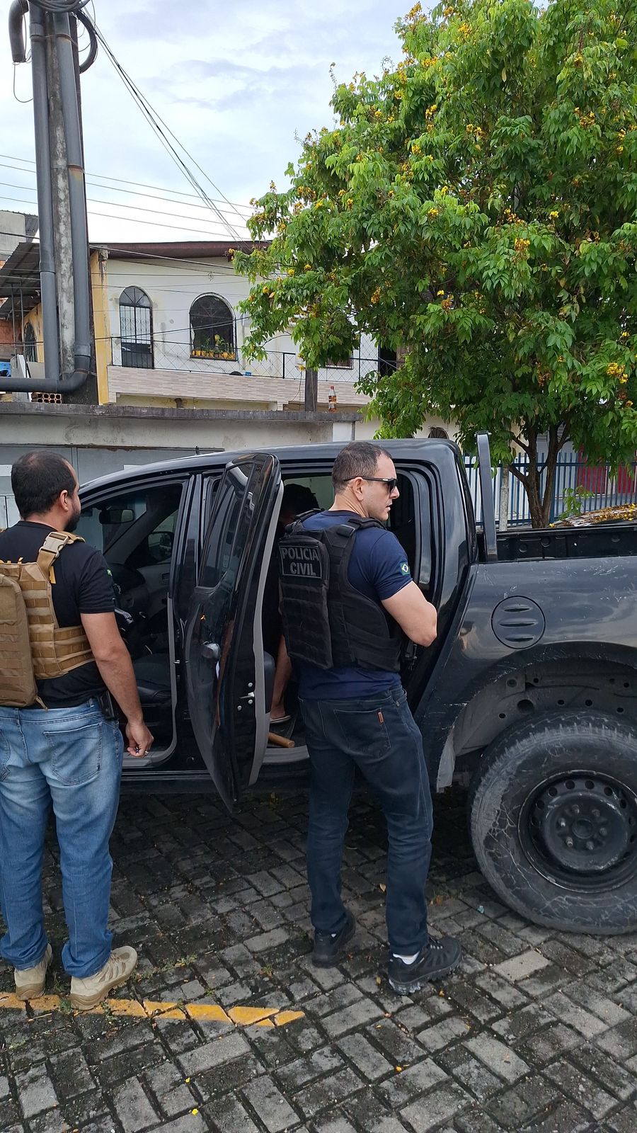 Polícias Civil e Militar prendem homem envolvido em cerca de 12 roubos a ônibus do transporte coletivo em Manaus
