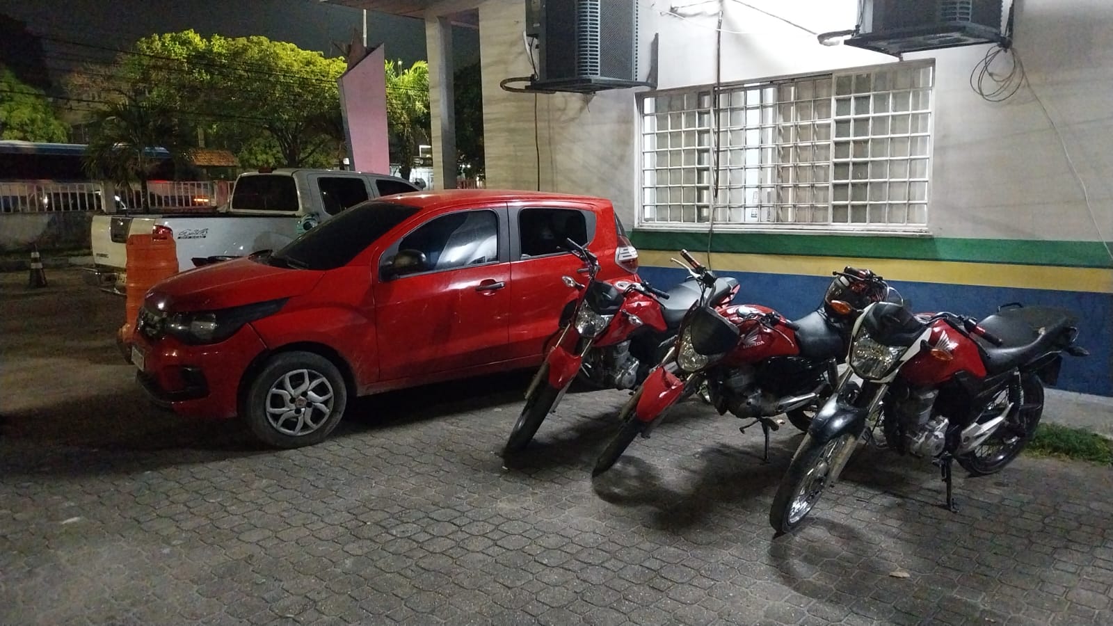 Polícia Militar do Amazonas prende seis homens e apreende armas que seriam usadas em confronto entre facções