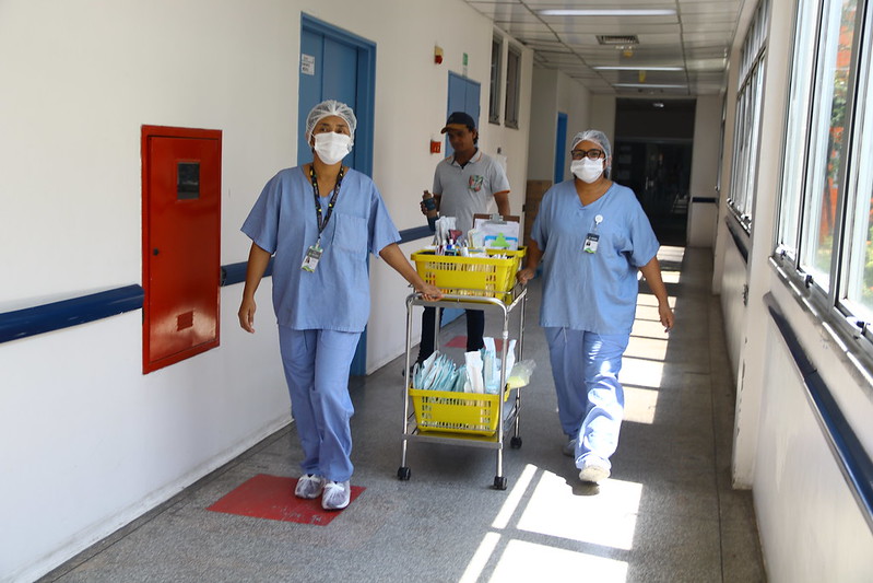 Comissão de Curativos do HPS Platão Araújo trata lesões complexas e reduz tempo de internação do paciente
