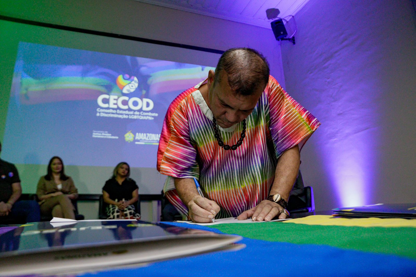 Governo do Amazonas empossa integrantes do Conselho Estadual de Combate à Discriminação LGBT