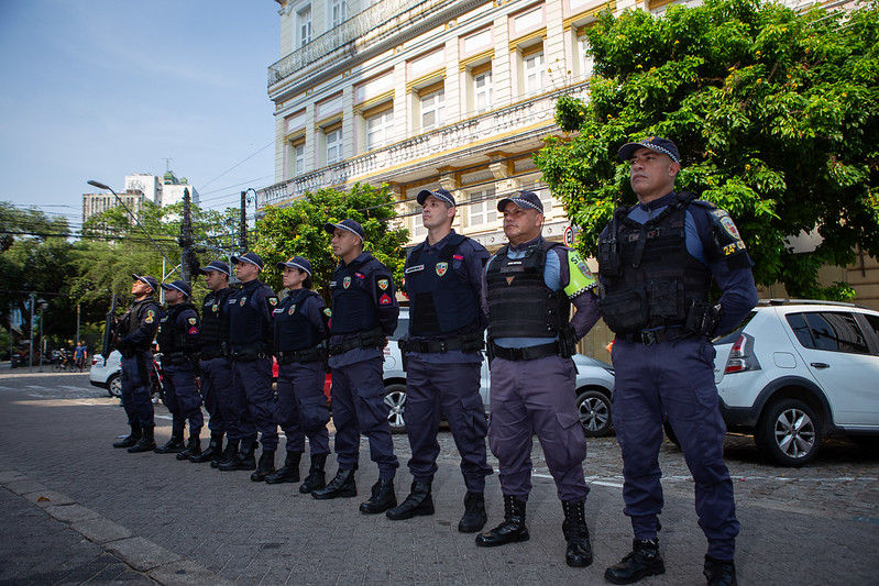 Reforço 

A inserção dos novos policiais militares faz parte dos investimentos do Governo do Amazonas na Segurança Pública, trazendo investimentos que refletem em reduções nos índices da criminalidade. Em homicídios, por exemplo, dados da Secretaria de Segurança Pública (SSP-AM) mostram uma redução de 22% de janeiro a julho deste ano em comparação a 2023. No mesmo período, os indicadores mostraram reduções em roubos de veículos (-23%) e roubos a ônibus (-35%).

 