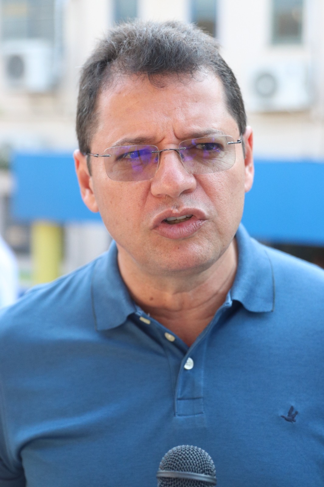 Governador Wilson Lima entrega quadra revitalizada na comunidade Jesus Me Deu, zona norte de Manaus