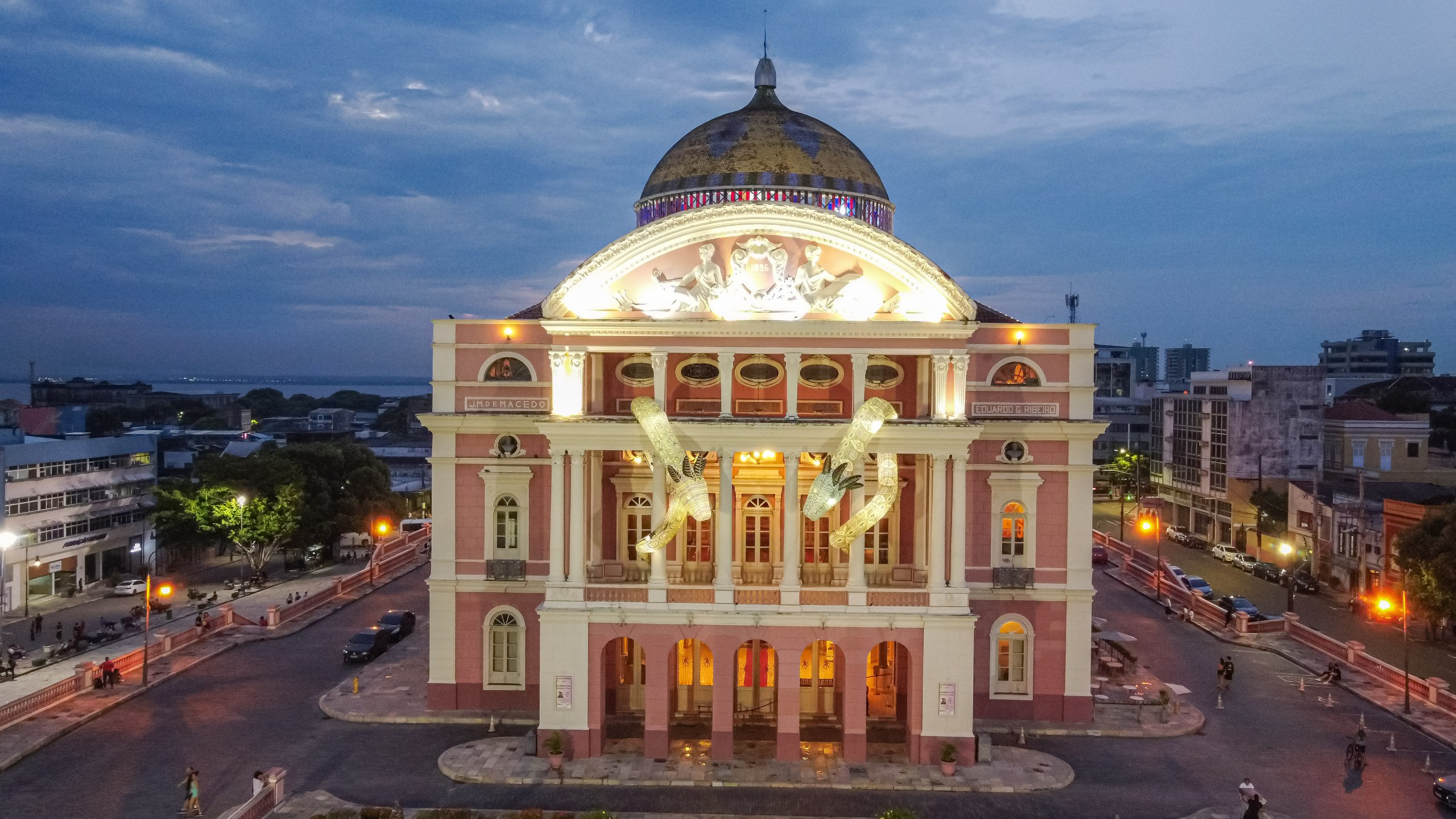 Concurso nacional de fotografia retorna ao Teatro Amazonas e reúne participantes iniciantes e profissionais
