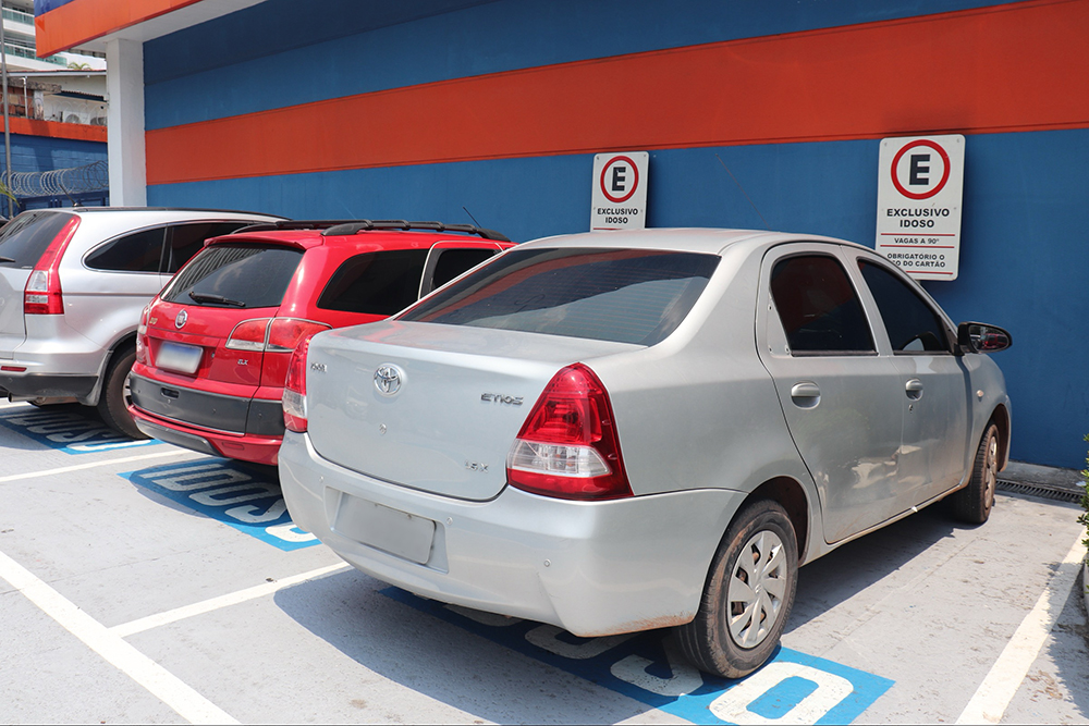 Detran-AM: Idosos e PcDs têm opção de obter credencial de estacionamento por meio de aplicativo