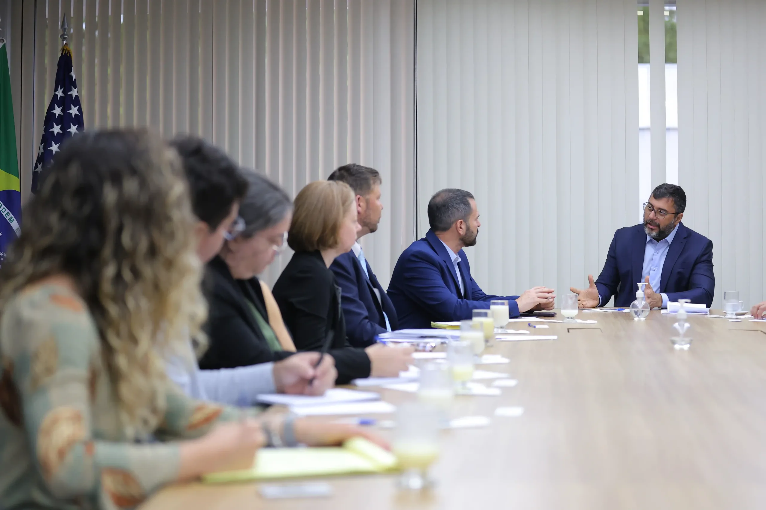 Em reunião com comitiva americana, Wilson Lima destaca importância de instalação de consulado dos EUA no Amazonas   