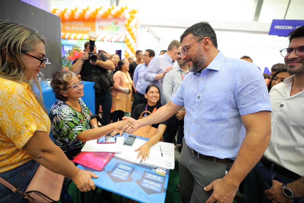 Amazonas Meu Lar: Wilson Lima abre feirão que concede subsídio de até R$ 35 mil para entrada de imóveis financiados