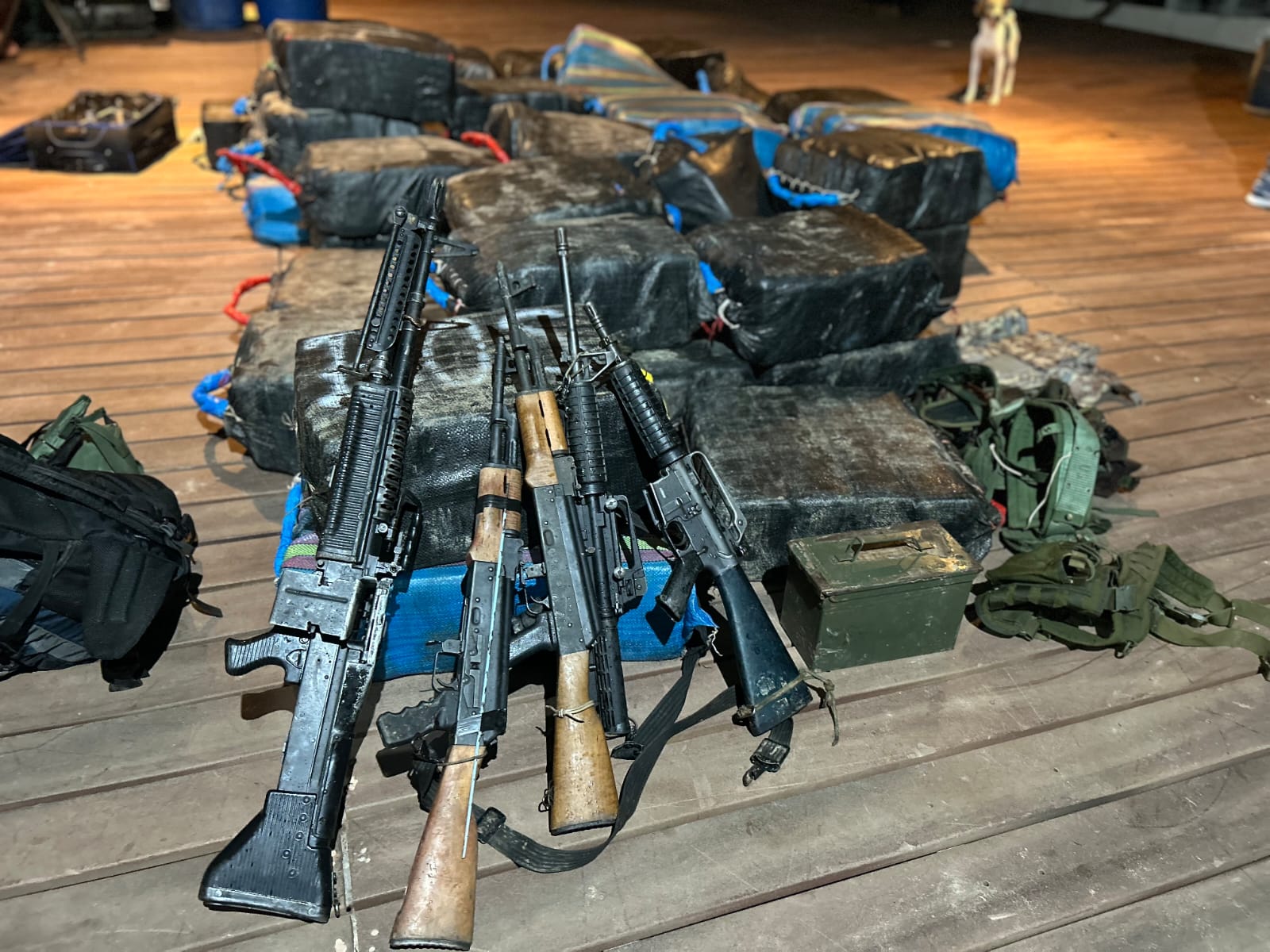PMAM e FICCO/AM apreendem cerca de 2 toneladas de drogas, armas e munições, avaliados em mais de R$ 134 milhões