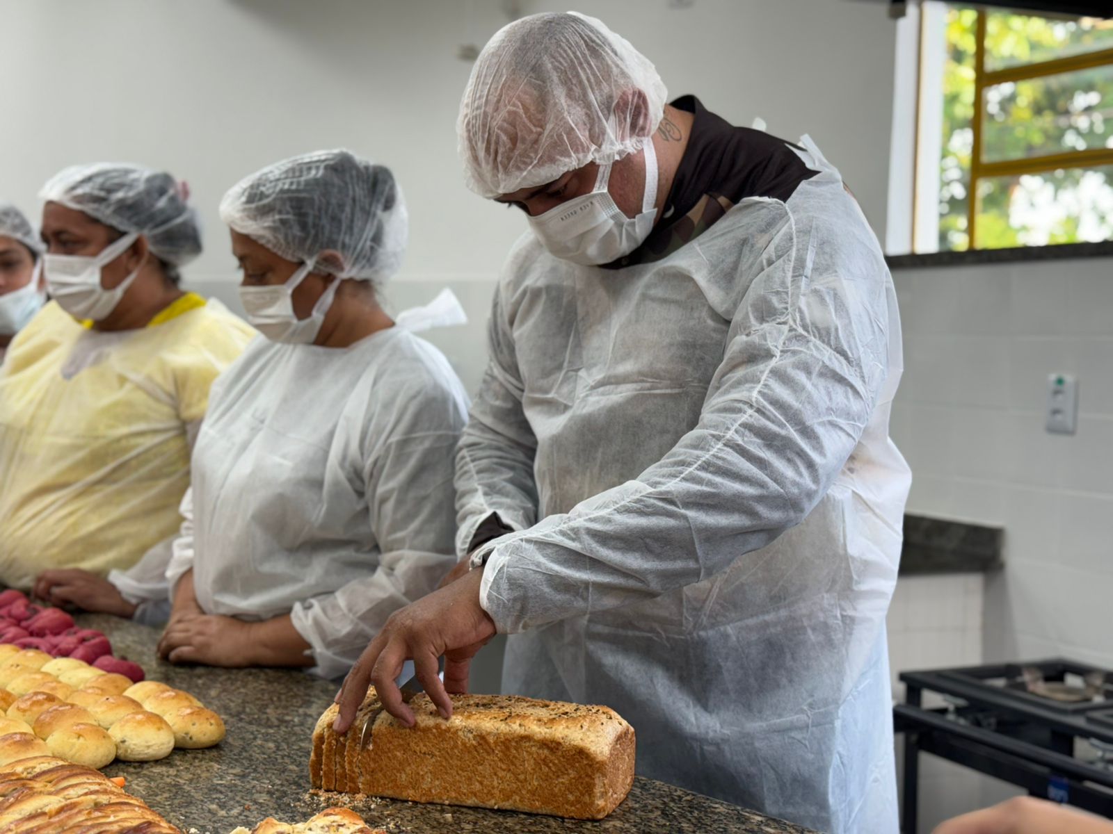 Em quatro meses, Projeto Padaria Artesanal capacitou mais de 400 alunos