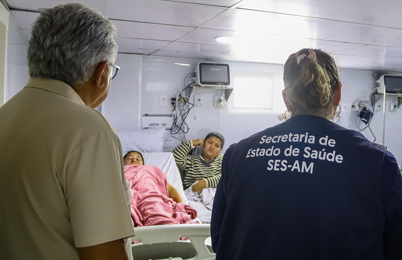 Barco Hospital São João XXIII supera expectativa de atendimentos, em expedição em parceria com a SES-AM