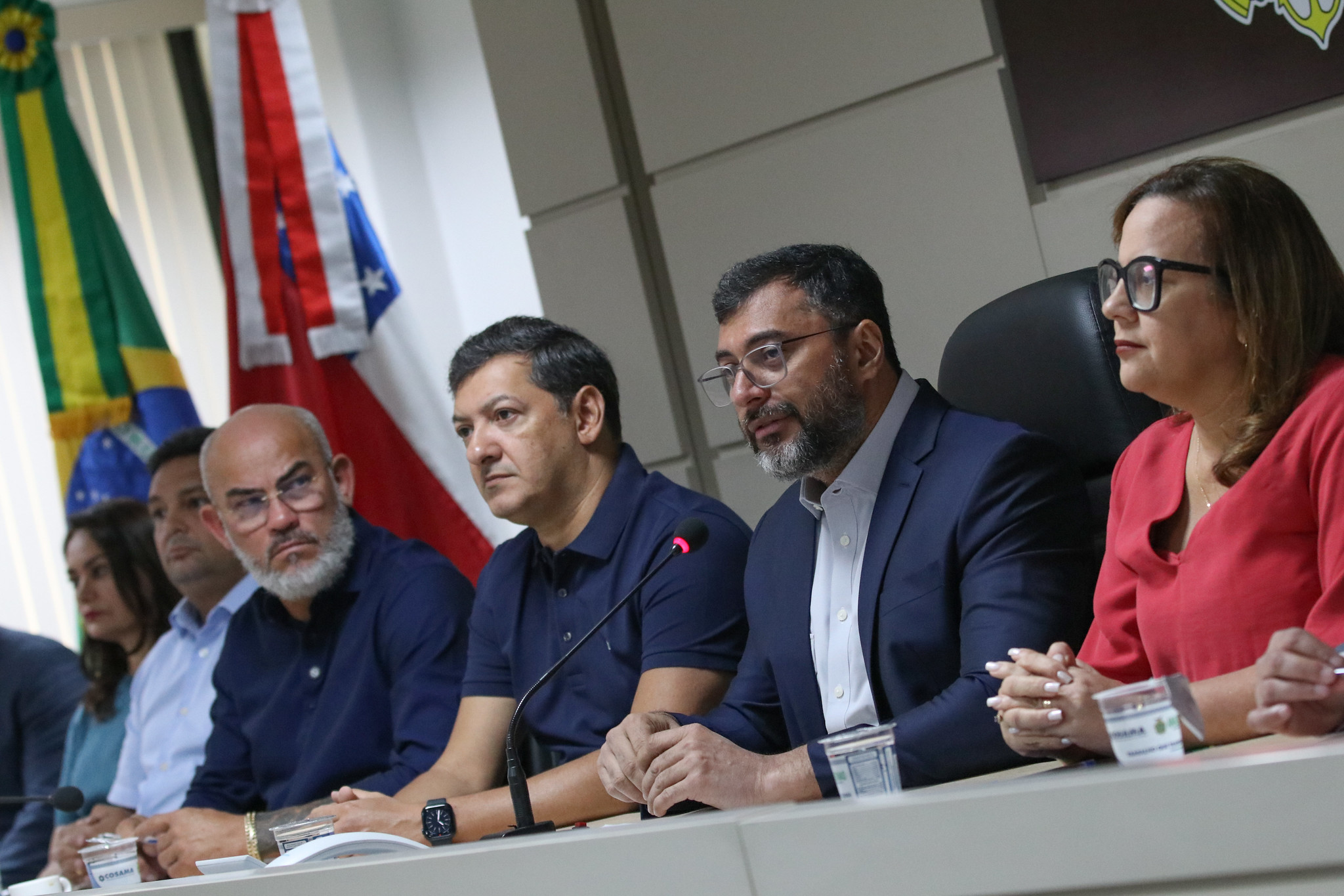 Wilson Lima anuncia abono do Fundeb de até R$ 13,5 mil para mais de 32 mil servidores da Educação