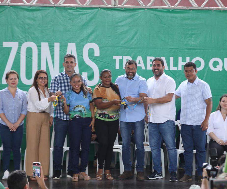 Em Manacapuru, governador Wilson Lima paga R$ 3,2 milhões em subvenções da juta e malva, borracha e piaçava