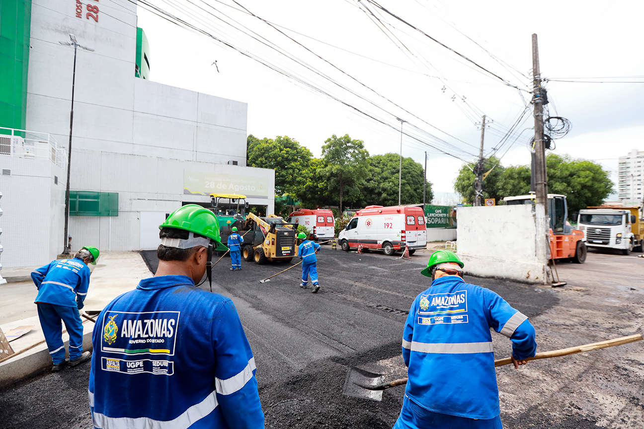 Obras de recapeamento asfáltico avançam na área externa do Complexo Hospitalar Sul
