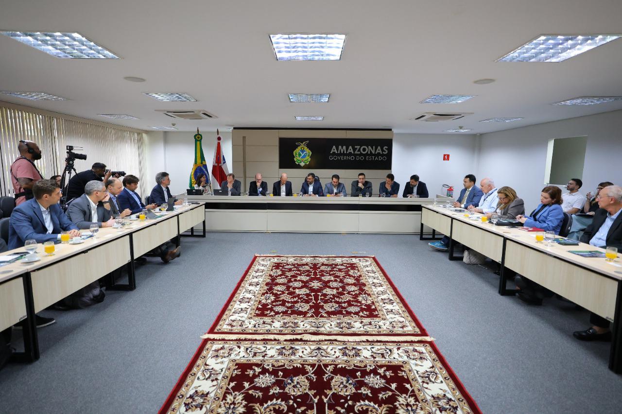 Wilson Lima reúne-se com representantes do Banco Mundial e apresent potencial de novas matrizes econômicas