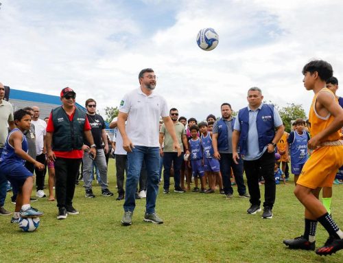 Governador Wilson Lima entrega Estádio Carlos Zamith revitalizado com nova iluminação e melhorias na estrutura