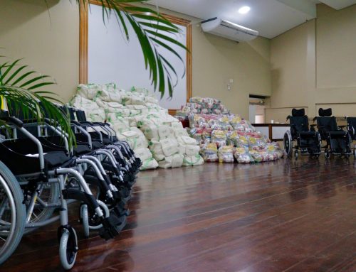 Governo do Amazonas entrega kits de bebês e cestas de alimentos para grávidas em situação de vulnerabilidade, em Parintins