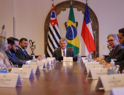 Governadores Wilson Lima e Tarcísio de Freitas firmam convênio para realização de 2,5 mil exames de DNA no Amazonas
