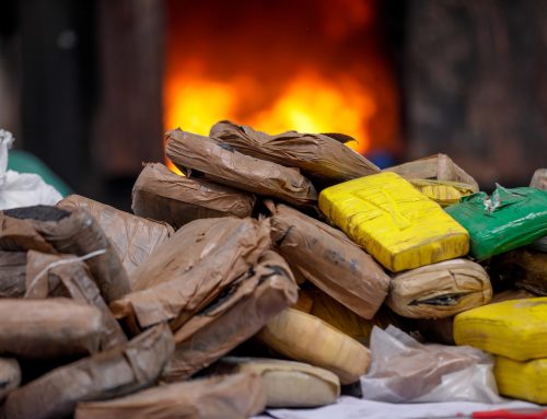 Governo do Amazonas inicia incineração de 40 toneladas de drogas apreendidas